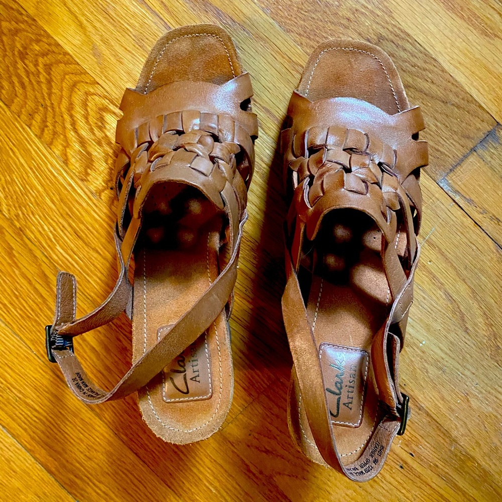 Clarks Artisan leather block heel with slingback sandals 9M, tan